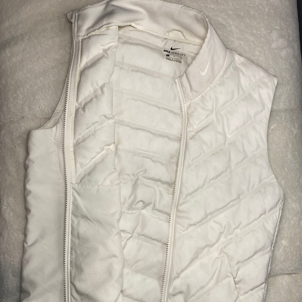 Nike vest